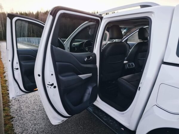 Nissan Navara • 2019 • 54,000 km - Image 5