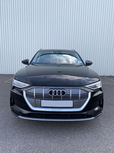 Audi e-tron • 2020 • 80,333 km
