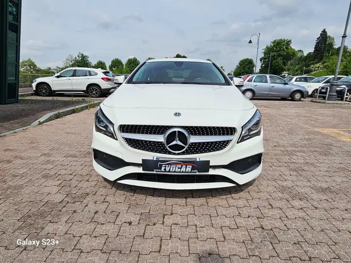 Mercedes-Benz CLA 180