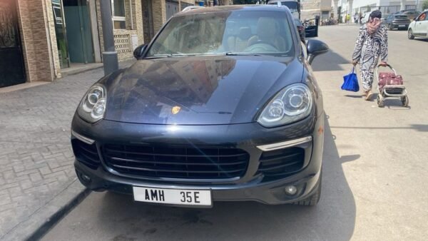 Porsche Cayenne • 2017 • 153,000 km - Image 7