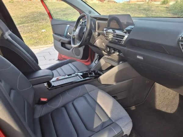 Citroën C4 • 2023 • 30,000 km - Image 3