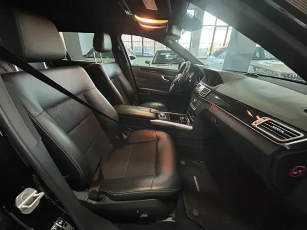 Mercedes-Benz E 200 BLUETEC SW Sport Euro 6B - Image 4