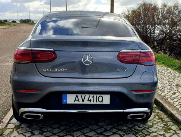 Mercedes-Benz GLC • 2021 • 24.000 km - Image 4