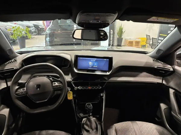 Peugeot 2008 1.2 puretech Allure s&s 100cv - Image 8