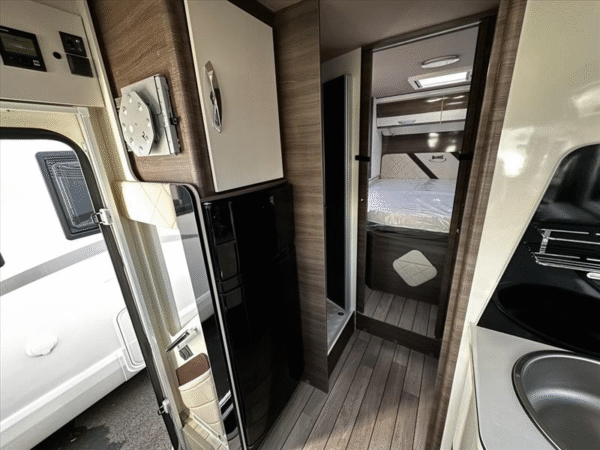 MC LOUIS NEVIS 881 FIAT DUCATO 2.2 L 140 CV - Image 4