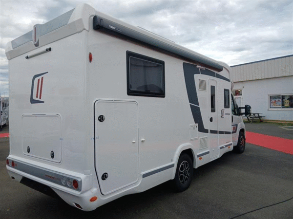 EDIÇÃO DE ANIVERSÁRIO DO CHALLENGER 318 DUCATO 140 CV 2200 CC - Image 2