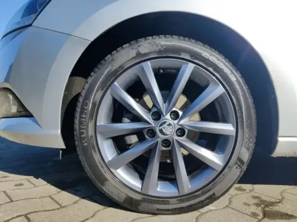 Skoda Fabia - Image 2