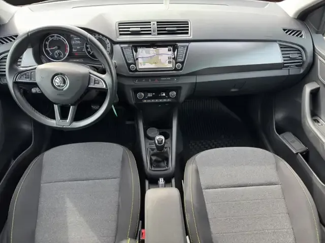 Skoda Fabia 1.0 TSI Combi Soleil LED ACC NAVI Klima Navi - Image 11