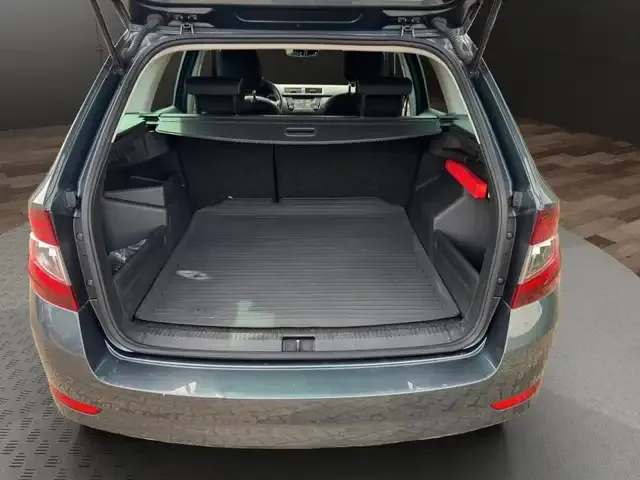 Skoda Fabia 1.0 TSI Combi Soleil LED ACC NAVI Klima Navi - Image 19