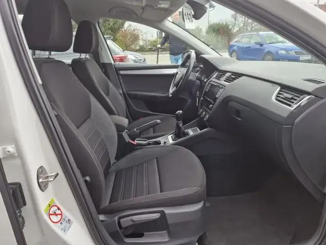 Skoda Octavia Combi 1.0 TSI Ambition Parktronic SmartLink Mod. - Image 13