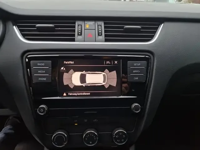 Skoda Octavia Combi 1.0 TSI Ambition Parktronic SmartLink Mod. - Image 16