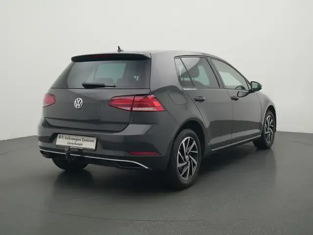 Volkswagen Golf VII Junte-se à NAVI AHK SHZ PDC