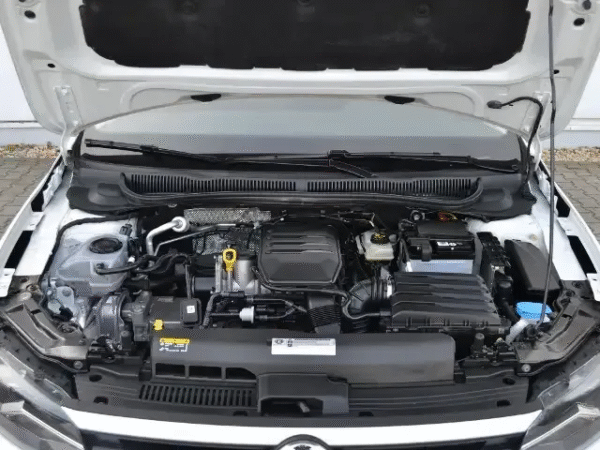 Volkswagen Polo - Image 9