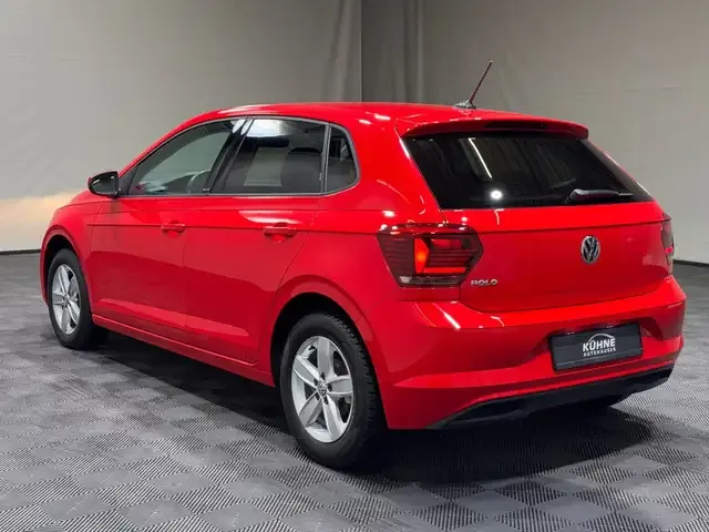 Volkswagen Polo United 1.0 TSI | Aplicativo NAVI SITZHEIZG-CONNECT - Image 3