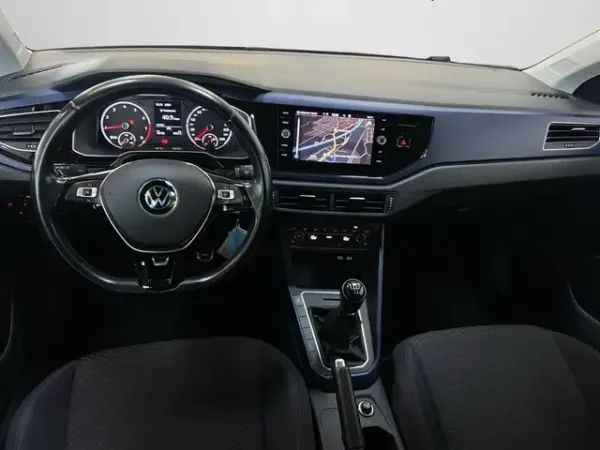 Volkswagen Polo - Image 5