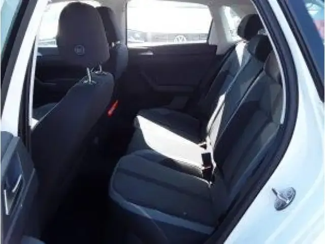 Volkswagen Polo - Image 5