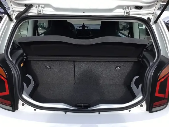 Volkswagen em alta! 1.0 MOVE KLIMA BLUETOOTH DAB - Image 14